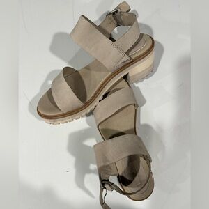 Timberland Sandals, Women’s 7.5, tan leather